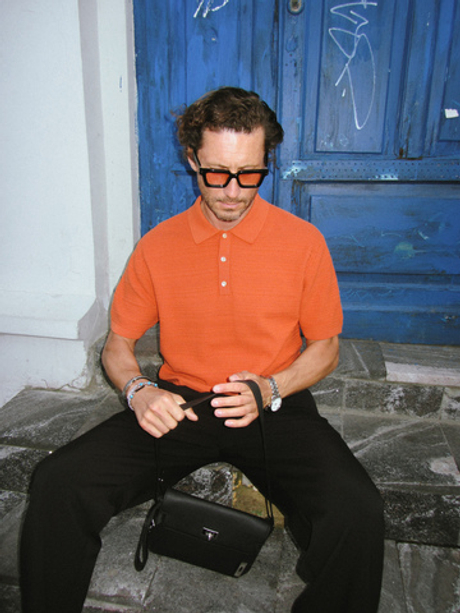 Оранжевая футболка-поло