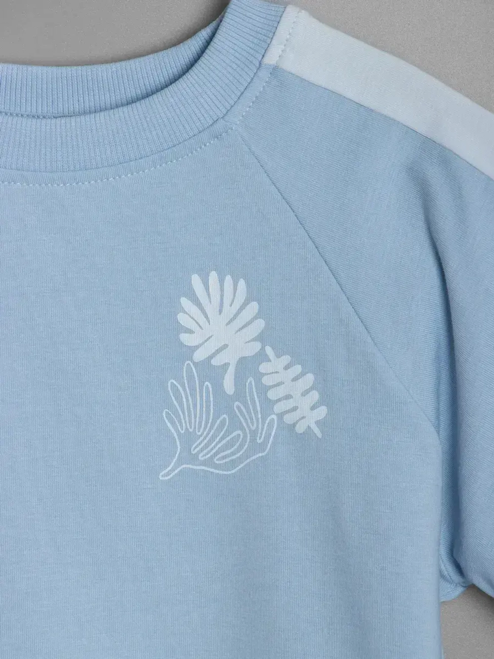 Летний голубой костюм для девочки, футболка и кюлоты