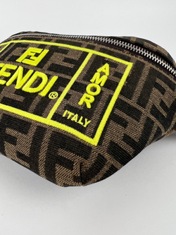 Поясная сумка Fendi