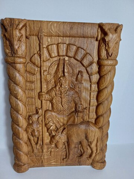 Панно резное из дуба бог ОДИН (ВОТАН) 27х18,5 см