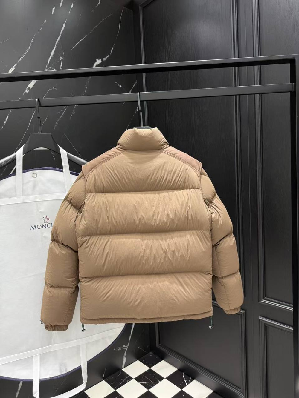 Двухсторонний пуховик-трансформер Moncler