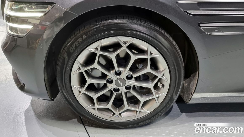 Genesis G80 (RG3) Бензин 2.5 Turbo AWD (05.2020)