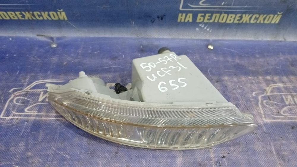 Туманка правая TOYOTA CELSIOR 2000-2003