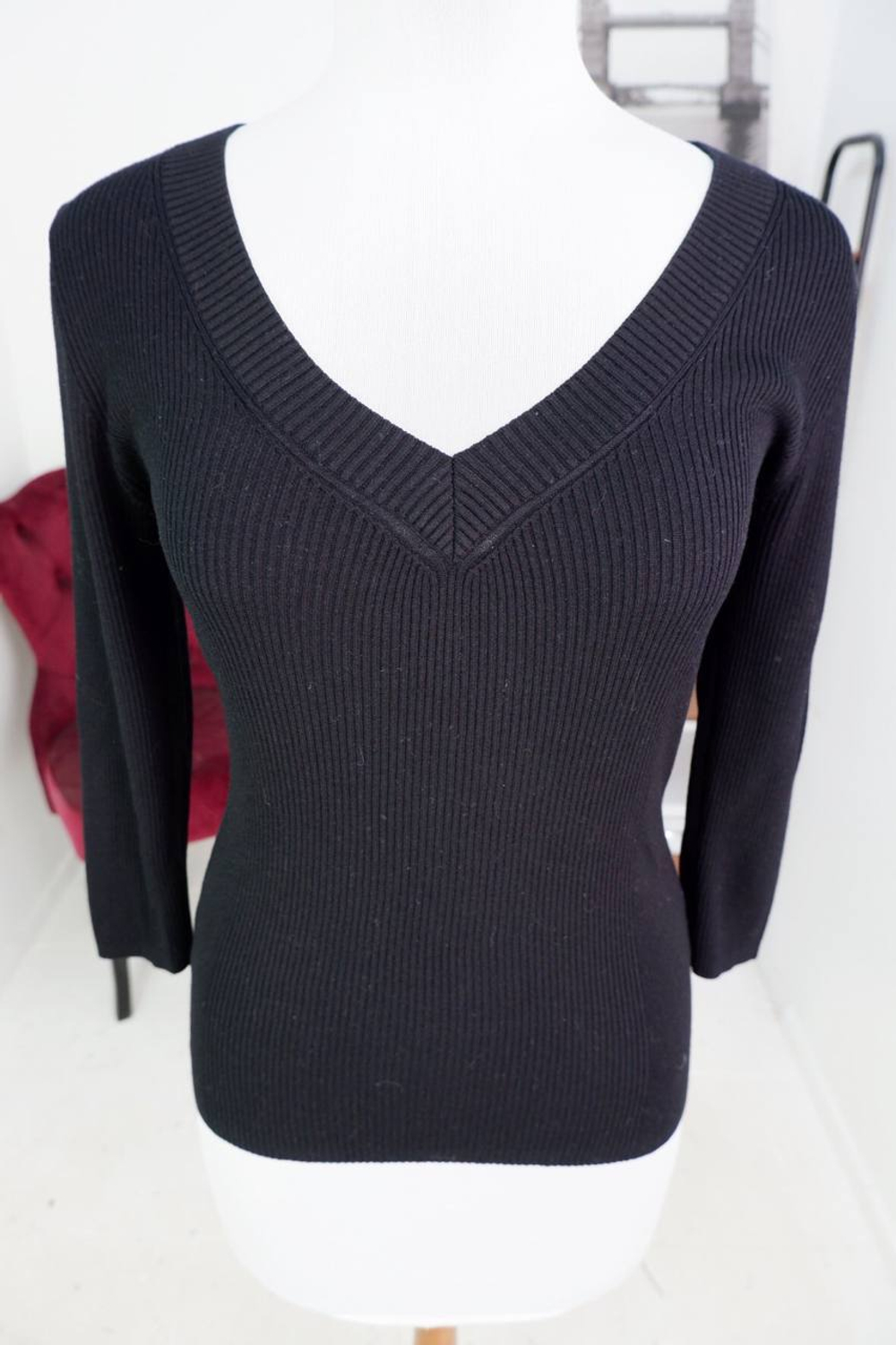 Джемпер Esprit базовый, маркировка L, визуально на 48 размер