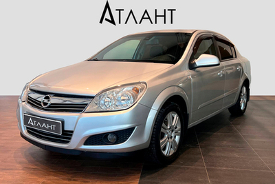 Opel Astra Family, 2012 год