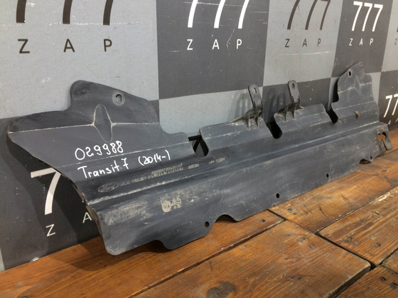 Воздуховод дефлектор радиатора верхний Ford Transit 7 14-нв Б/У Оригинал GK31V8B384BB