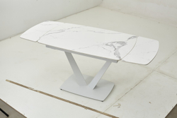 Стол ALATRI 120 GLOSS STATUARIO WHITE SOLID CERAMIC / WHITE, ®DISAUR