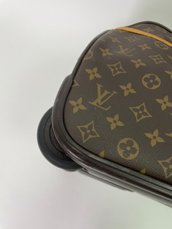 Дорожная сумка на колёсах с ручкой Louis Vuitton
