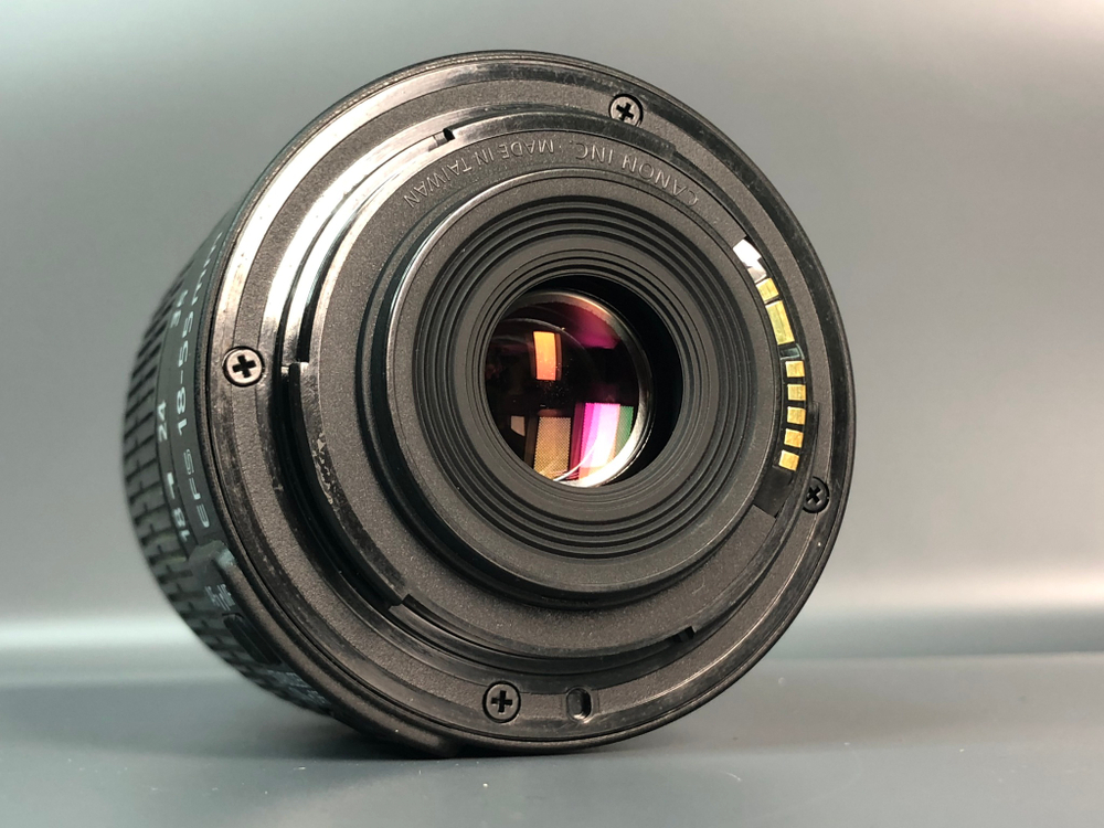 Canon 600D Kit 18-55mm 3.5-5.6 IS STM II 3.700 кадров