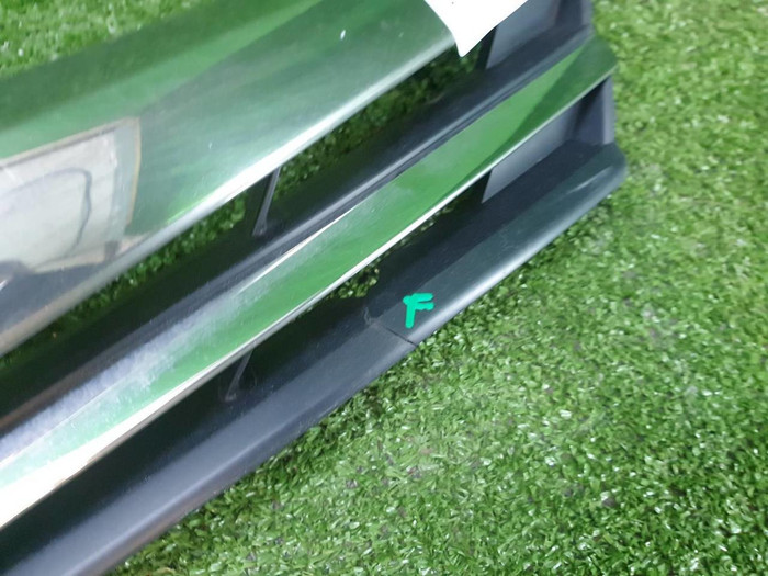 Решетка радиатора Toyota Corolla E160 (2015-2019)