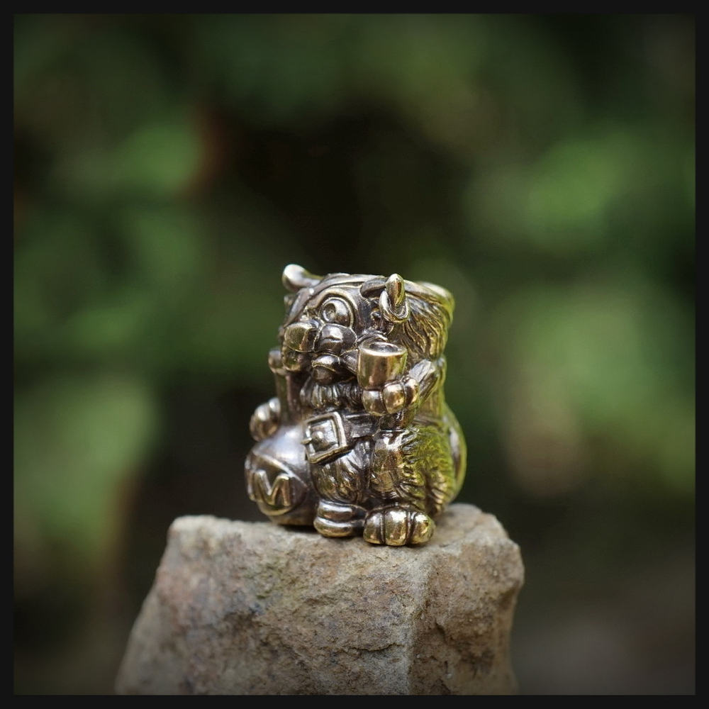 Бусина "ЙхоКот" для темляков или браслетов , латунь