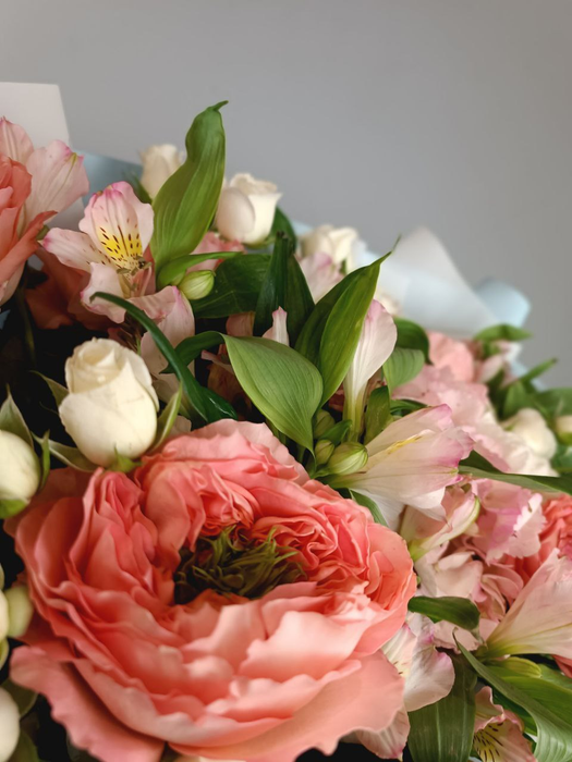 Букет "Фантазия в цвете"