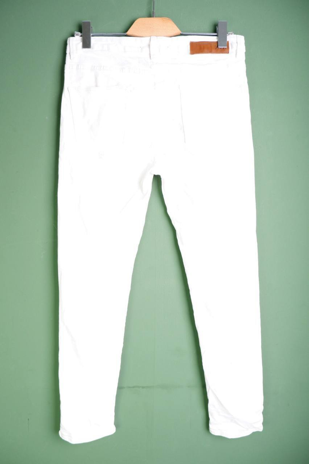 Джинсы Zara дл модных прогулок, маркировка 40, визуально на 46 размер