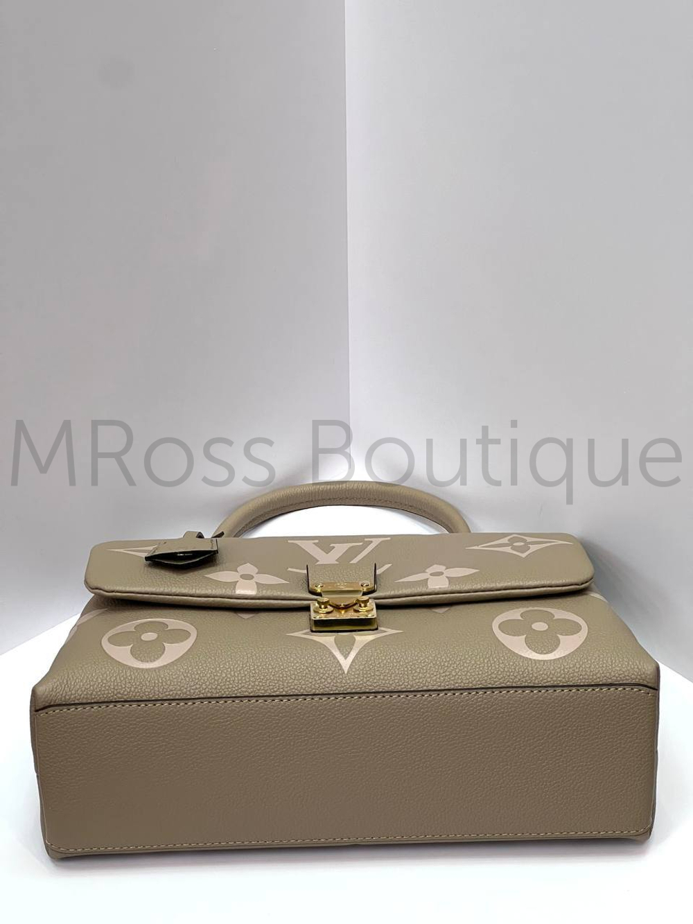 Бежевая сумка Madeleine Louis Vuitton (Луи Виттон) премиум класса