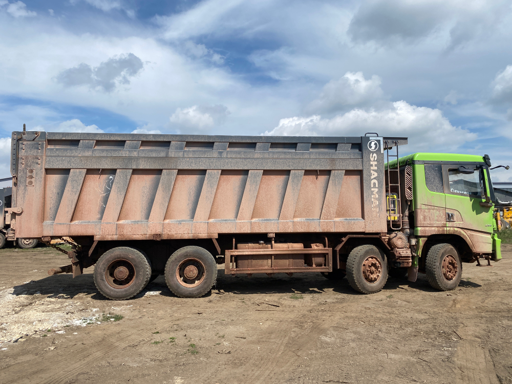 Shacman (Shaanxi) SX* 8x4 Самосвал SX33186V366 (Дизельный, 11,6 л, 423 л.с., МТ)