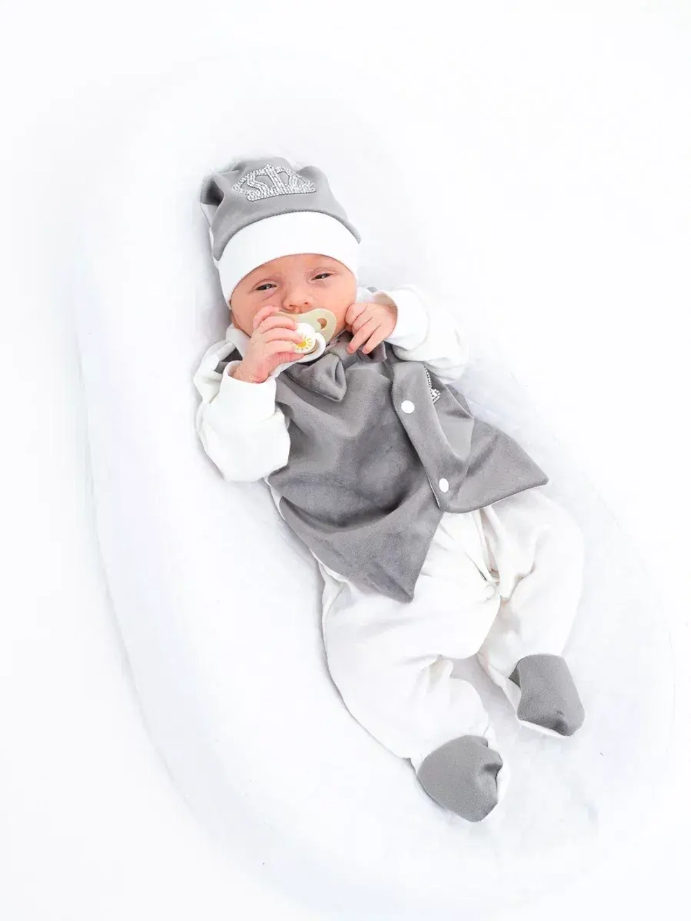 Комбинезон для новорожденного на выписку