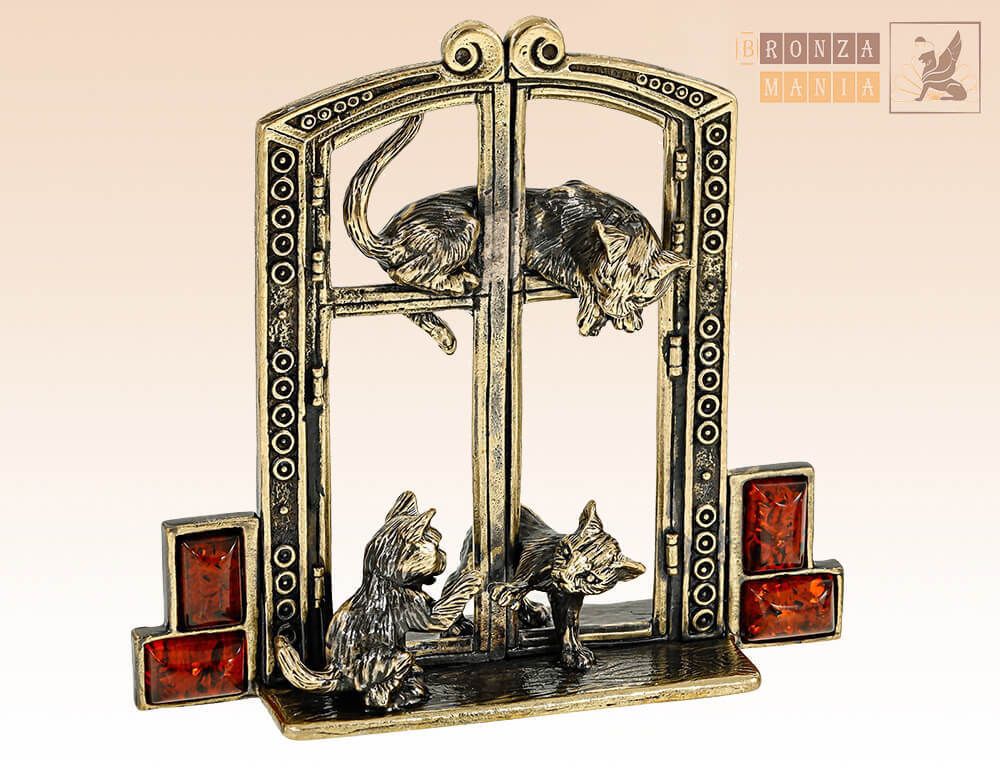 фигурка Коты в окошке - Солнечный день