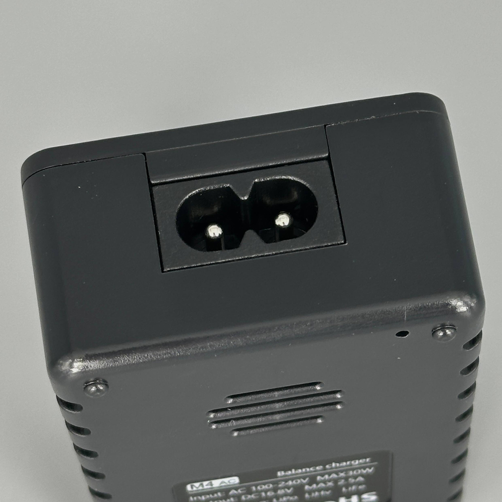 Зарядное устройство ToolkitRC M4ac