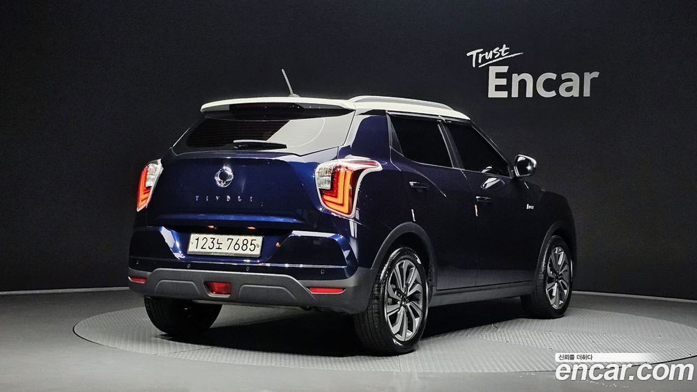 KG Mobility (Ssangyong) Very New Tivoli Бензин 1.5 2WD (02.2020)