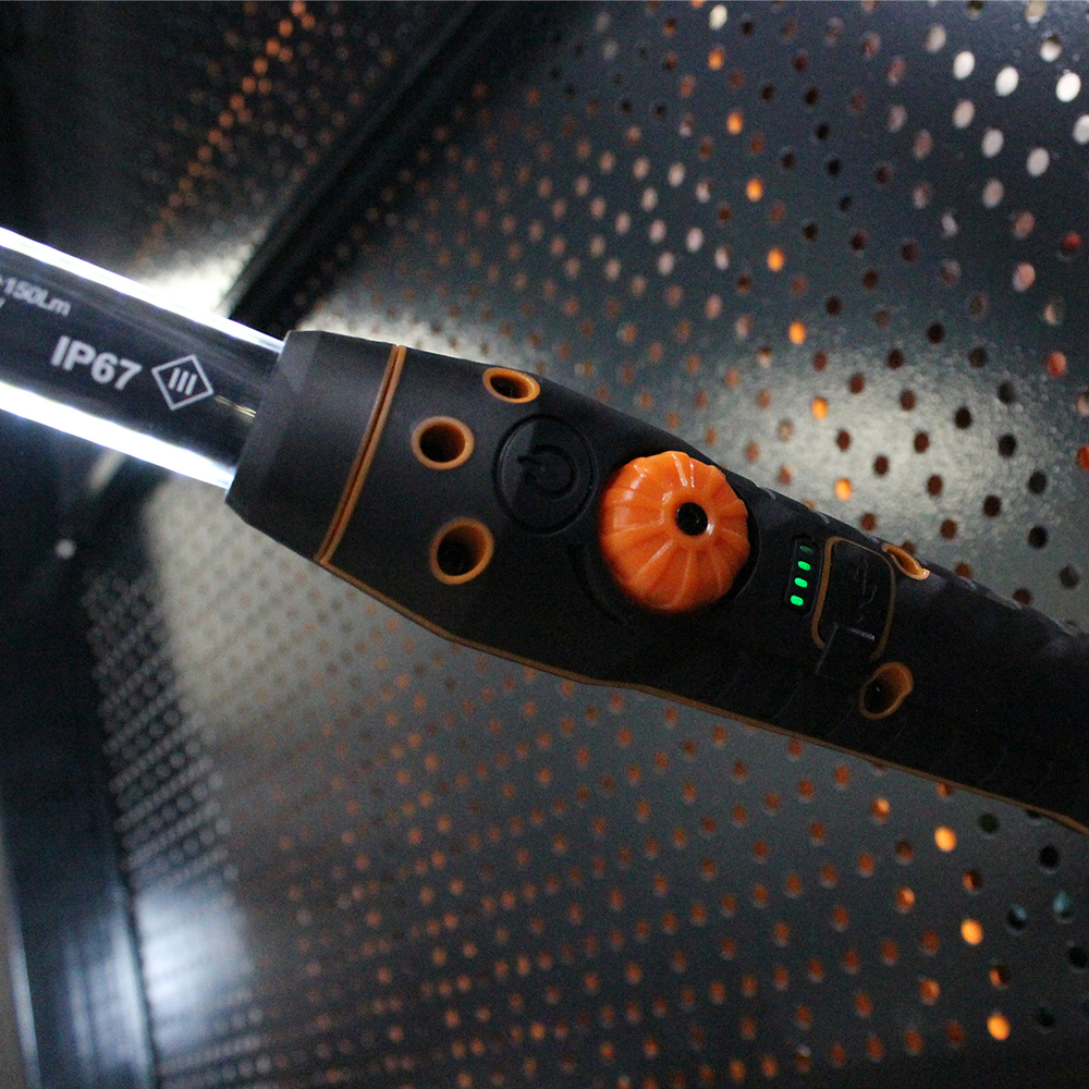 WDK-1054013 Светодиодный аккумуляторный фонарь, 800 Лм