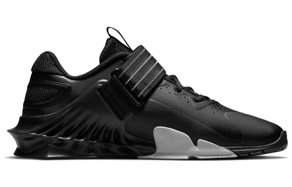 Nike Savaleos Black White