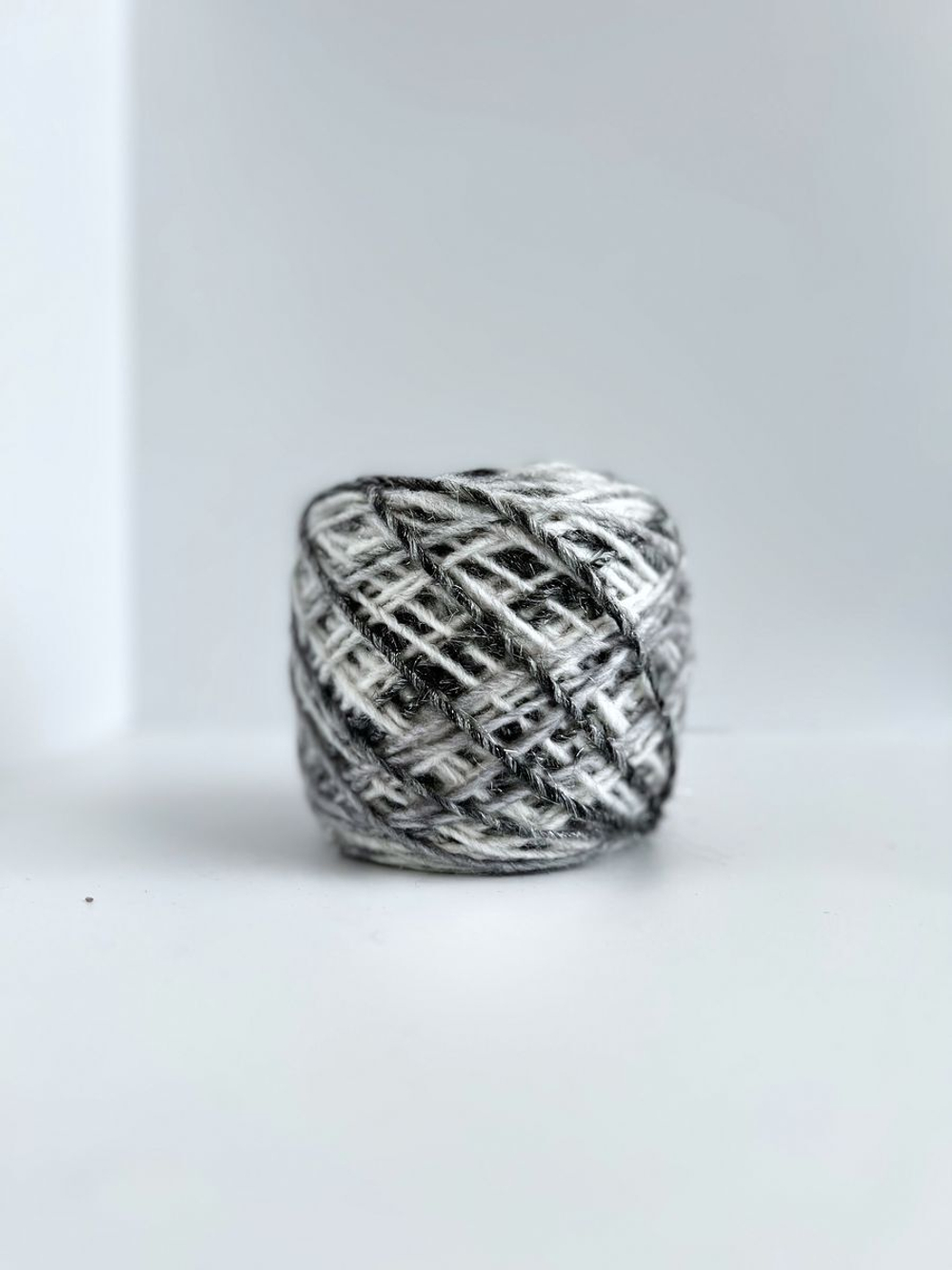 Трикотажная пряжа для вязания SPARK деграде шишибрики