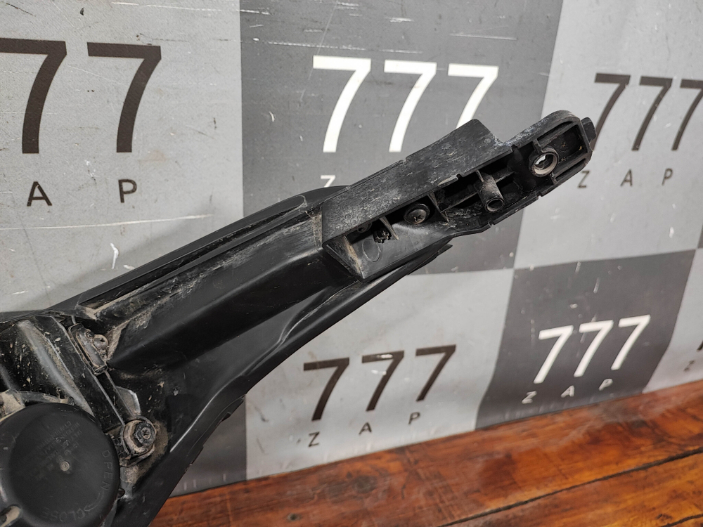 Фара правая галоген линза Hyundai Creta 1 (GS) 16-20 Б/У Оригинал 92102M0100