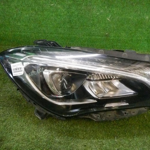 Фара правая Mercedes CLA C117 (2016-2019) LED