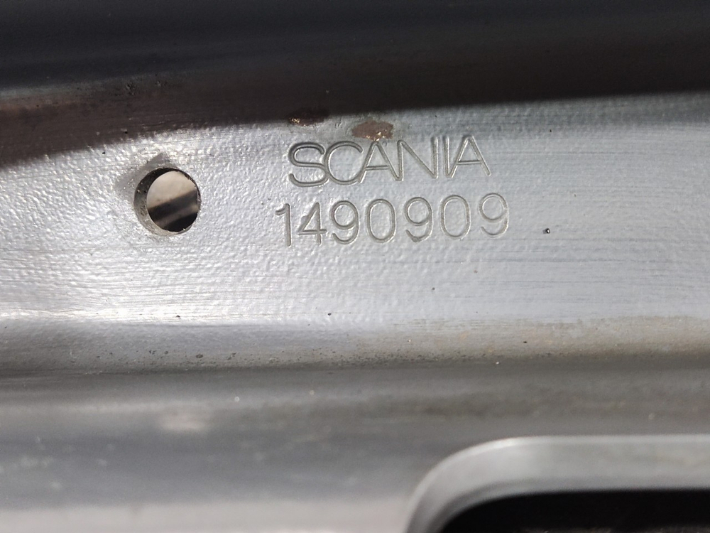 Кронштейн кабины левый