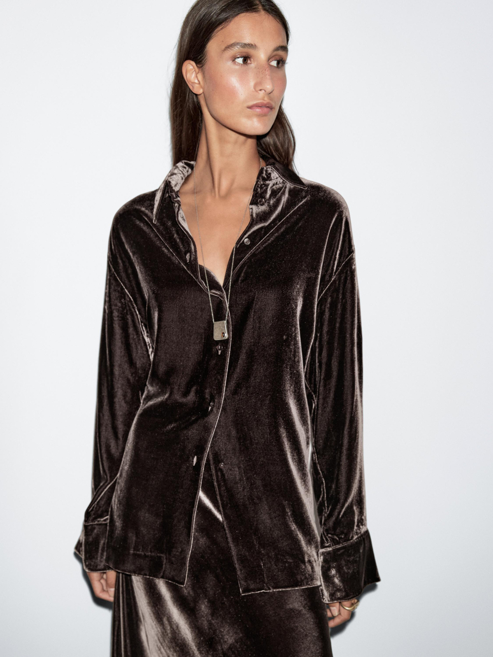 Massimo Dutti Длинная расклешенная юбка из бархата, коричневый