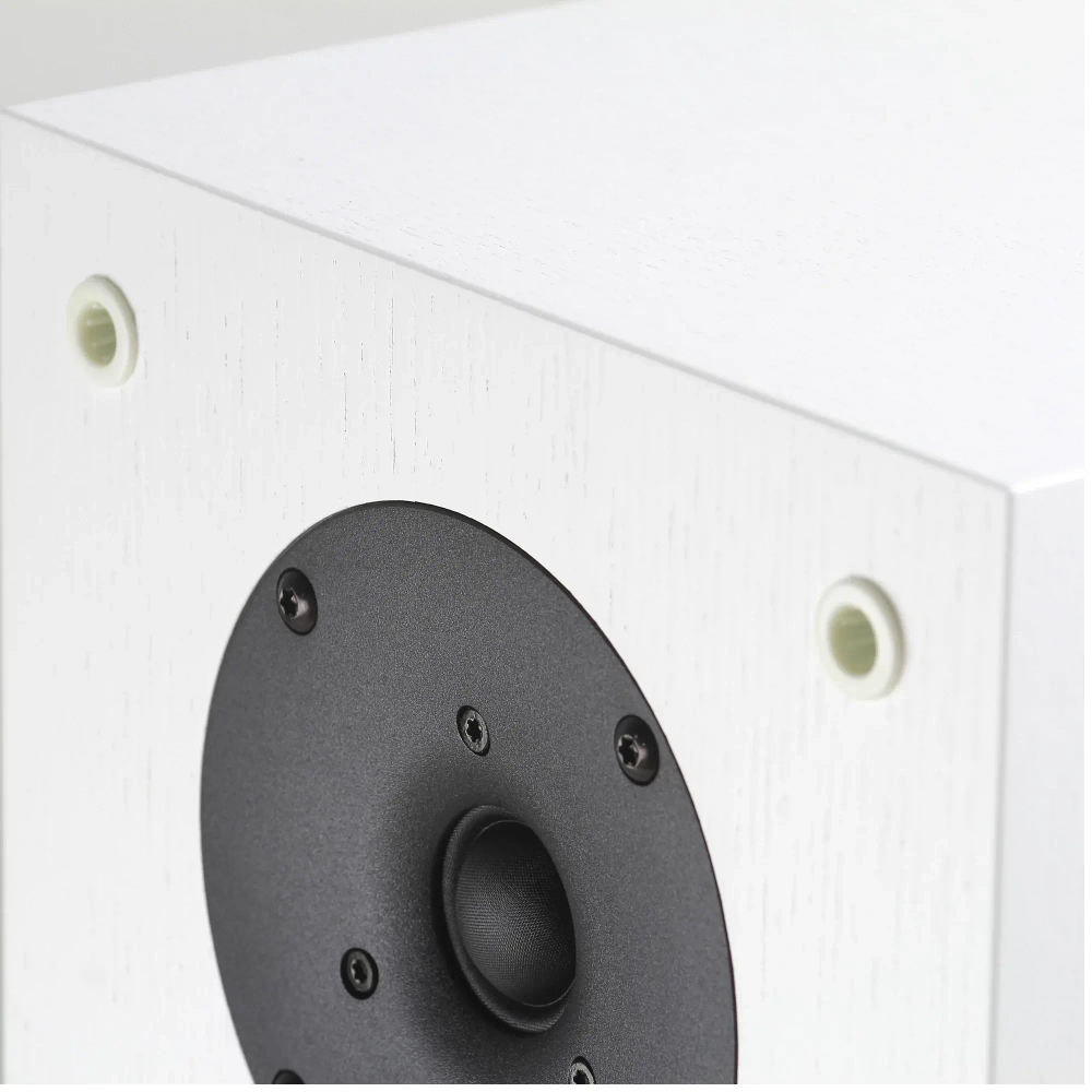 Radiotehnika Vita 2.04 White Ash полочная профессиональная акустическая система (пара)