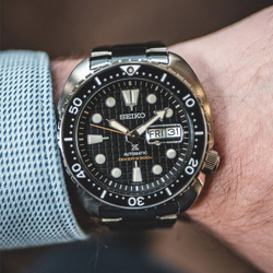 Мужские японские часы Seiko SRPE03K1