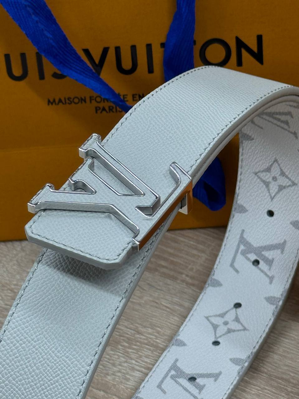 Ремень Louis Vuitton двухсторонний