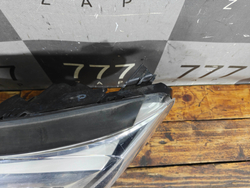 Фара левая LED Toyota RAV4 IV (XA40) 15-19 Б/У Оригинал 8118542680