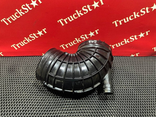 Патрубок воздушного фильтра