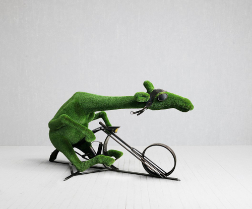 Топиари Жираф байкер