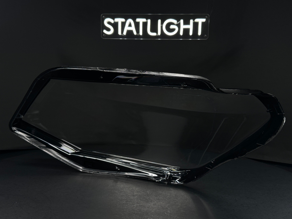 Правое стекло Volkswagen Caddy 2015-2020