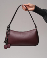 Кожаная сумка багет кросс-боди зимняя вишня