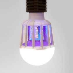 LED-А75-10W-6500К-E27-FR-MKL Лампа-ловушка светодиодная для летающих насекомых. матовая. 2 режима: 6500K+UV и UV. TM Volpe