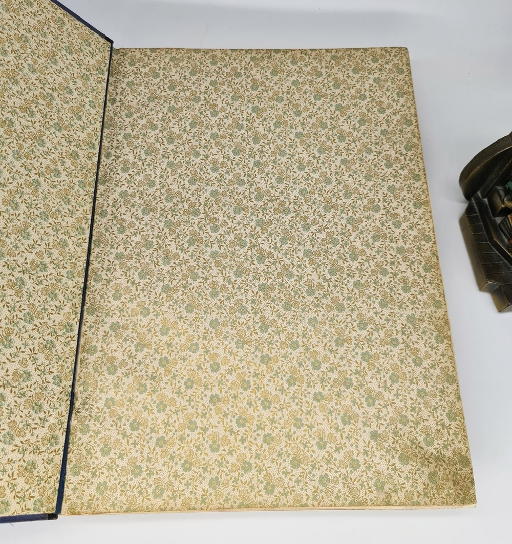 "Историческая портретная галерея. Собрание портретов знаменитейших людей всех народов, начиная с 1300 года, с краткими их биографиями"  1887 г. - редкая книга