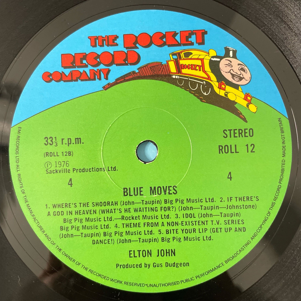 Винтажная виниловая пластинка LP Elton John Blue Moves (Англия 1976) Sorry Seems To Be The Hardest Word