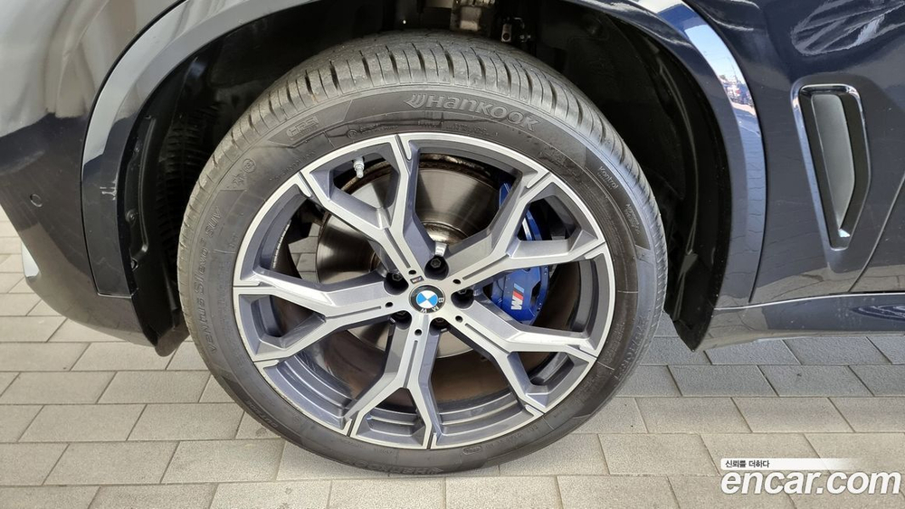 BMW X5 (G05) xDrive 40i M Sports (01.2022)