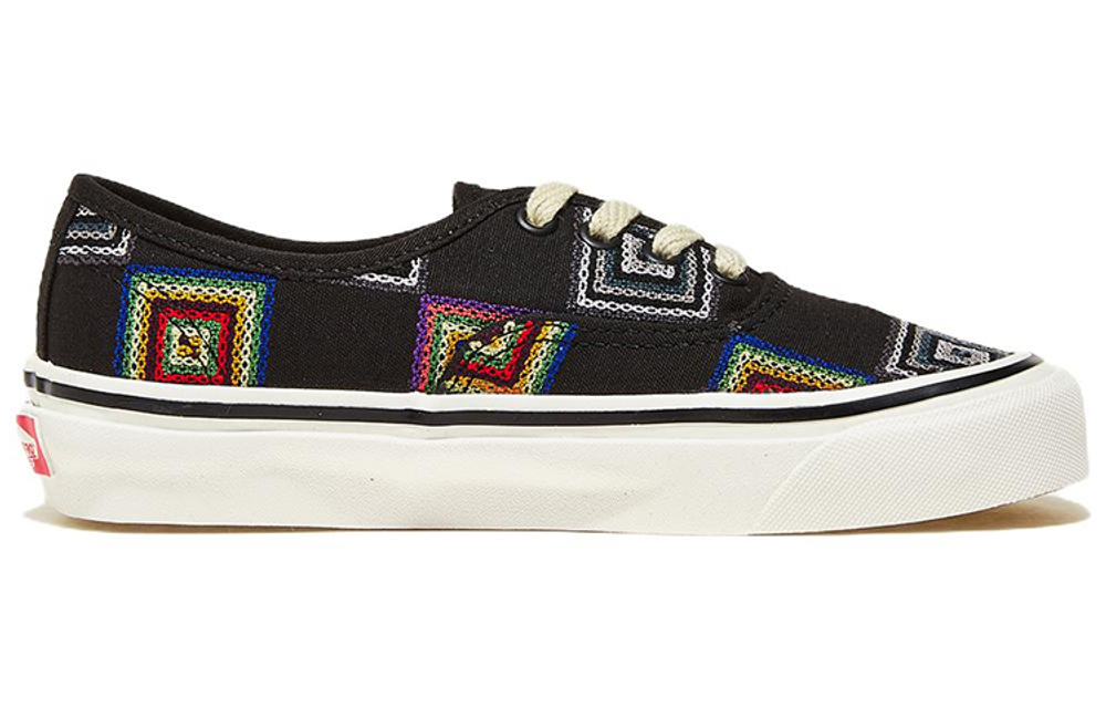 Vans Authentic 44