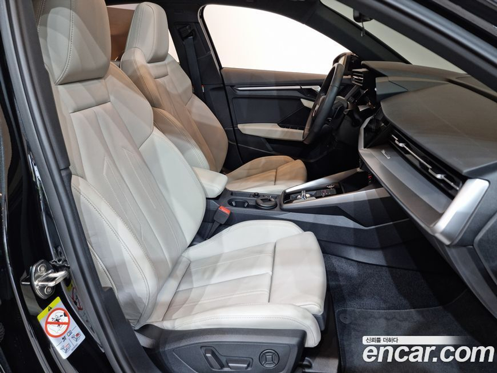 Audi A3 (8Y) 40 TFSI Premium (11.2023)