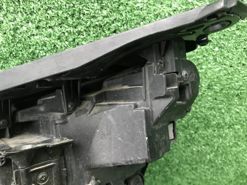 Битая Фара правая Hyundai Santa Fe 4 TM 20-24 LED