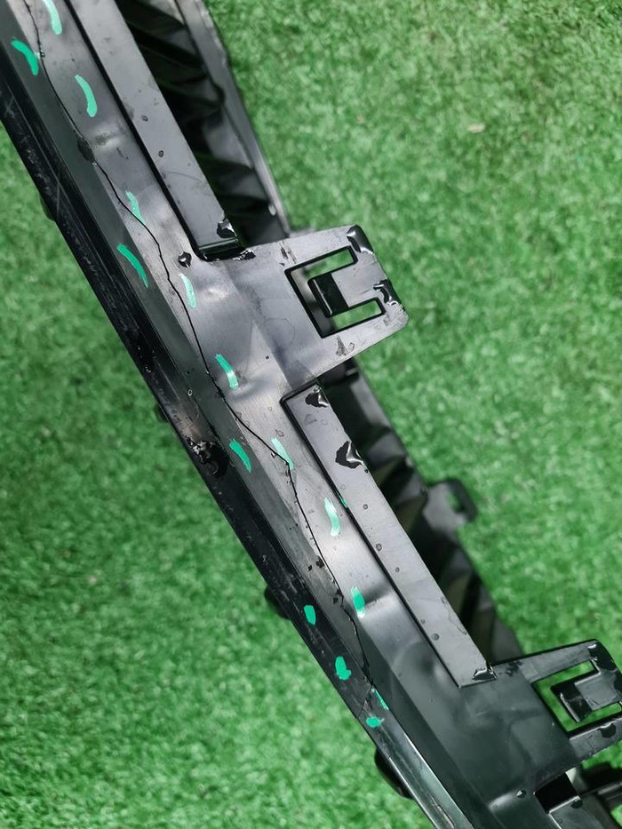 Решетка радиатора Voyah Free (2023-н.в.)