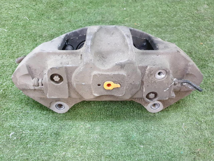 Суппорт тормозной передний правый Genesis GV80 (2020-н.в.)