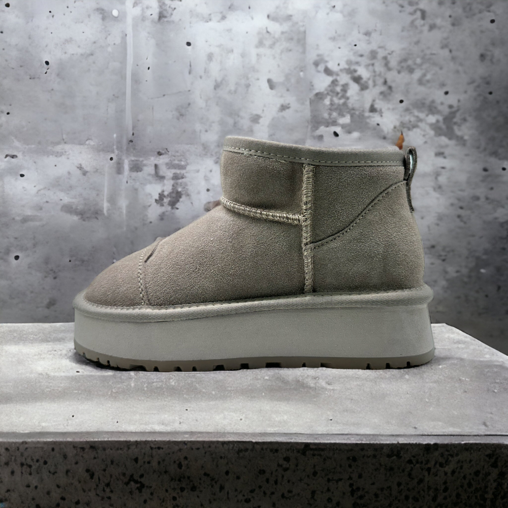 UGG Miss Melona • Gray