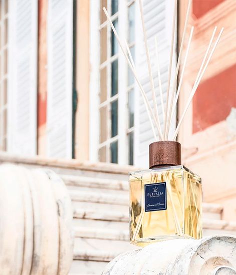 Jasmine and Berries, ароматический диффузор с палочками, Euthalia Fragrances