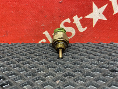 Датчик температуры охлаждающей жидкости